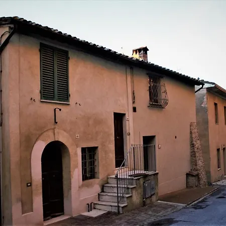 Uscio E Bottega Apartment