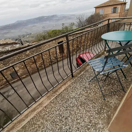 Uscio E Bottega Apartment *
